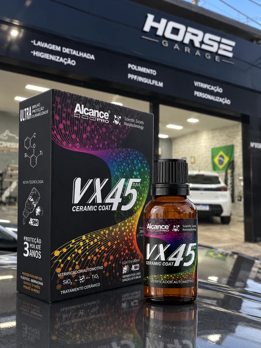 Vitrificador cerâmico Alcance Pro VX45 Ceramic Coat na fachada da Horse Garage